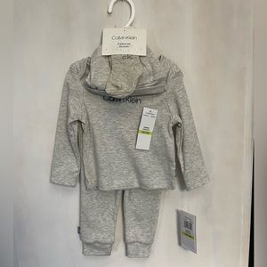 Calvin Klein 4 piece Set 3-6m